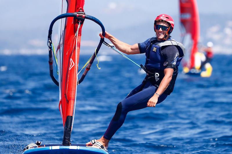 Men's iQFoil golf for Fabien Pianazza (FRA) at 54th Semaine Olympique Française - Toulon Provence Méditerranée photo copyright Sailing Energy / Semaine Olympique Française taken at COYCH Hyeres and featuring the iQFoil class