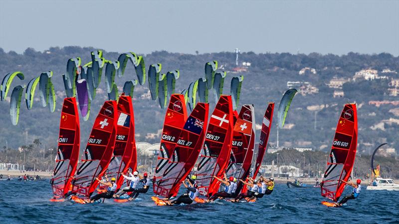 iQFoil Men - 53rd Trofeo Princesa Sofía Mallorca by Iberostar Day 5 - photo © Sailing Energy / Trofeo Princesa Sofía