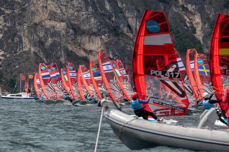 iQFOiL Youth & Junior International Games in Torbole, Italy - Day 1 - photo © Elena Giolai