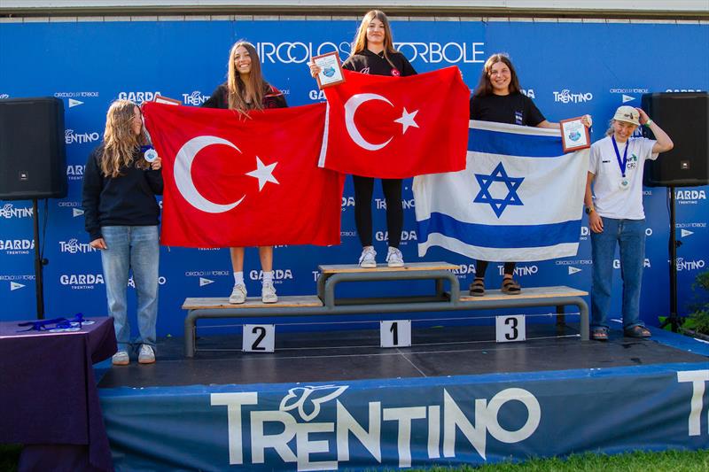 iQFOiL Youth & Junior International Games in Torbole, Italy - photo © Elena Giolai