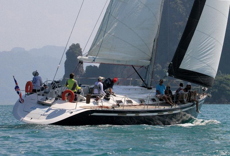 Racing is both competitive and fun, and combined with beachfront parties makes the regatta unique - photo © The Bay Regatta