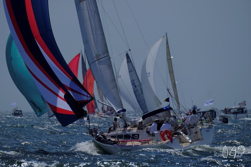 Brisbane to Gladstone Race photo copyright Mitchell Pearson / SurfSailKite taken at Queensland Cruising Yacht Club and featuring the IRC class