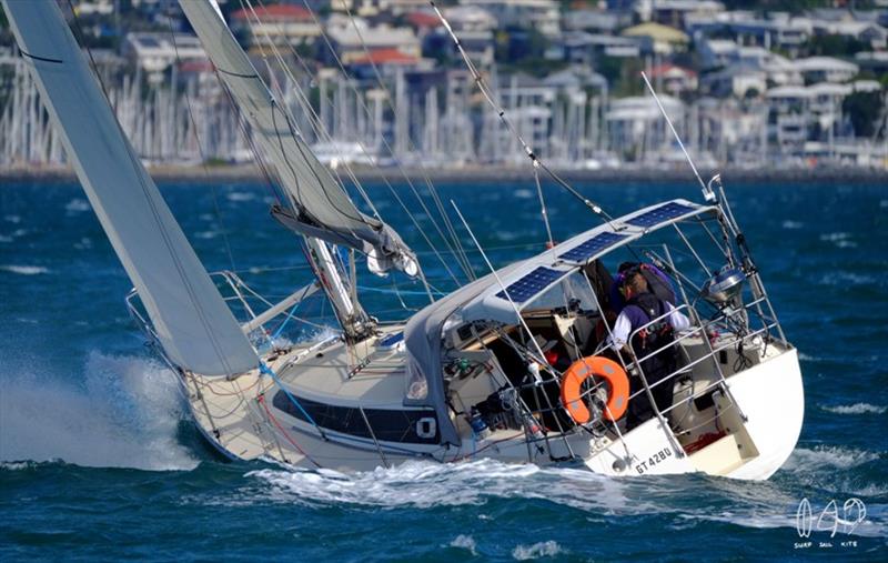 Manly Combined Clubs Race 8 photo copyright Mitchell Pearson / SurfSailKite taken at Moreton Bay Trailer Boat Club and featuring the IRC class