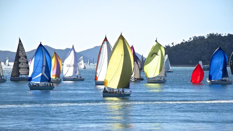 Fleet finish off the Hamilton Islnd Yacht Club - Day 4 Hamilton Isalnd Yacht Club - photo © Richard Gladwell