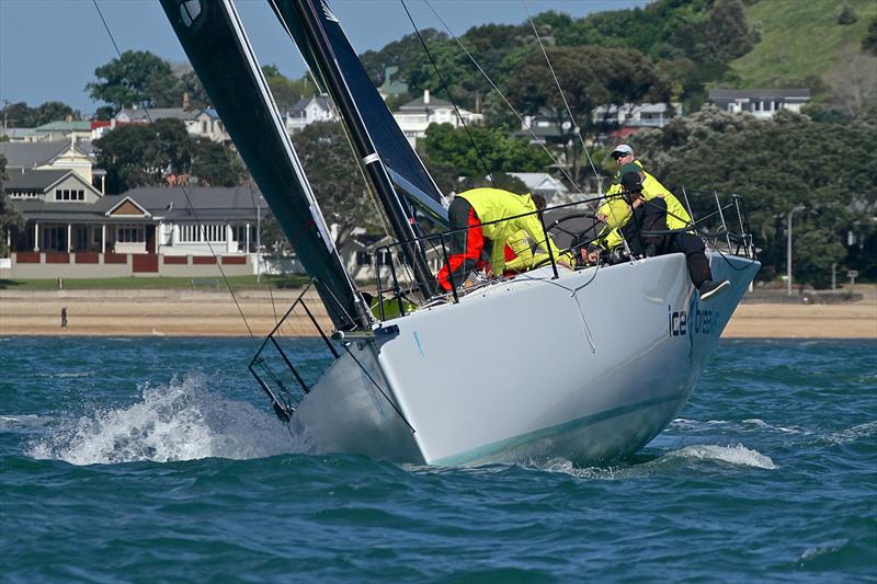 Ice Breaker - Start - PIC Coastal Classic - October 19, photo copyright Richard Gladwell taken at  and featuring the IRC class