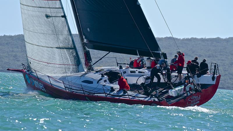 Miss Scarlet - Start - PIC Coastal Classic - October 19, - photo © Richard Gladwell