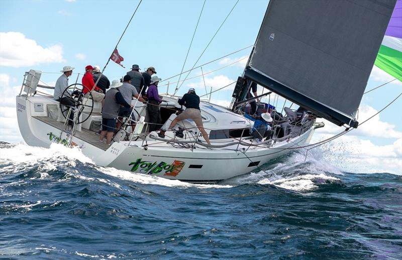 Toy Box 2 skating downwind - Sydney Short Ocean Racing Championship - photo © Crosbie Lorimer