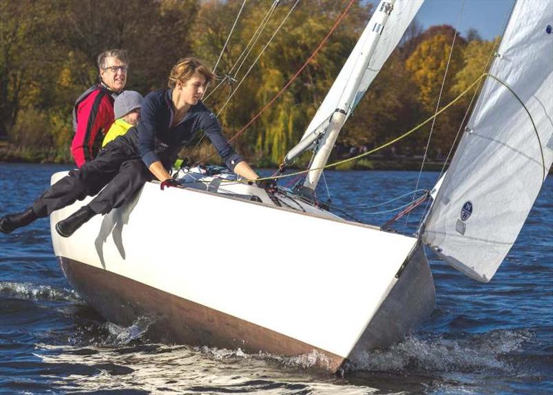 'Team Jola' gives everything - in vain, this time it was not quite enough... - Väter­chen Frost Regatta - photo © Johann Nikolaus Andreae