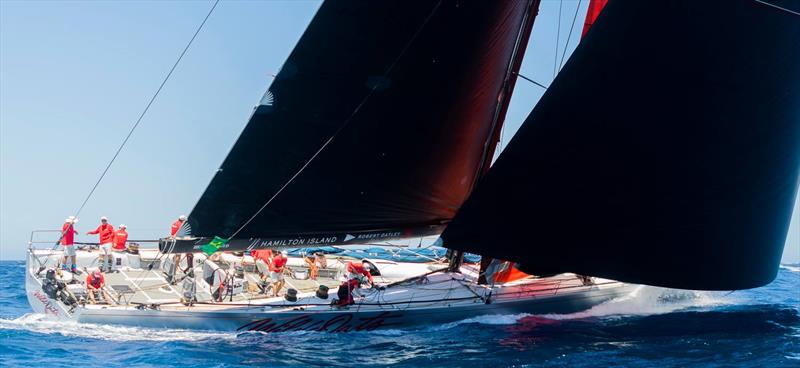 Wild Oats XI - Start 2018 Rolex Sydney Hobart Yacht Race photo copyright Rolex / Studio Borlenghi taken at Cruising Yacht Club of Australia and featuring the IRC class