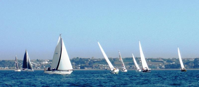 Windward start - Commodore's Cup and Cook Salver Race to St Malo photo copyright William Harris taken at Royal Channel Islands Yacht Club and featuring the IRC class