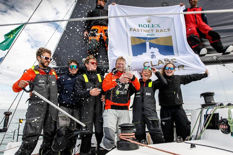 In the Sunrise crew was Kneen, professional Dave Swete, plus Thomas Cheney, Angus Gray-Stephens, George Kennedy, Suzy Peters and Tor Tomlinson - Rolex Fastnet Race - photo © Paul Wyeth / www.pwpictures.com