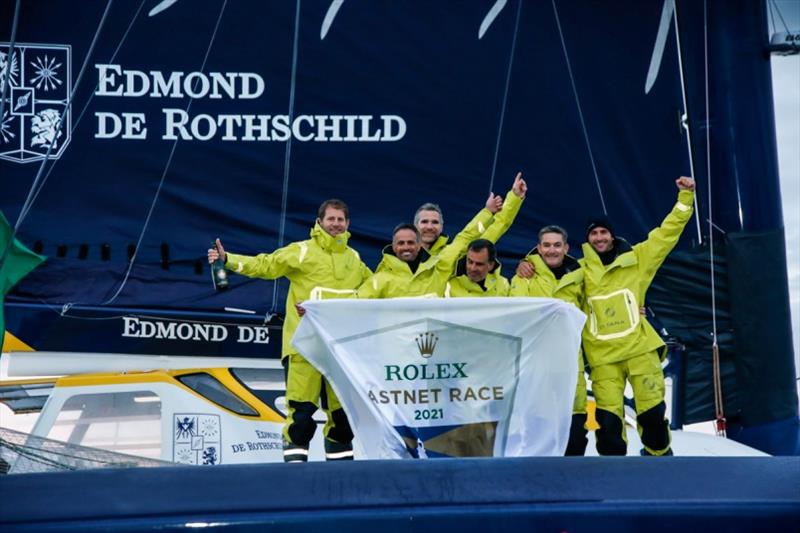 The Maxi Edmond de Rothschild established a new multihull record for the new course of 1d 9hrs 15mins 54 secs - photo © Paul Wyeth / pwpictures.com