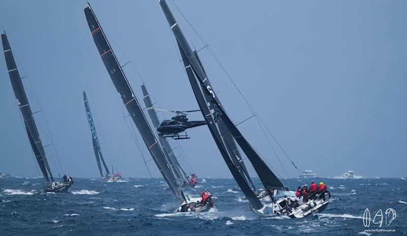 2021 Rolex Sydney Hobart Yacht Race start photo copyright Mitch Pearson / www.surfsailkite.com.au taken at Cruising Yacht Club of Australia and featuring the IRC class