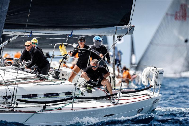 Susan Glenny and crew on First 40 Olympia's Tigress on Locman Italy Women's Race Day at Antigua Sailing Week photo copyright Paul Wyeth / www.pwpictures.com taken at Antigua Yacht Club and featuring the IRC class