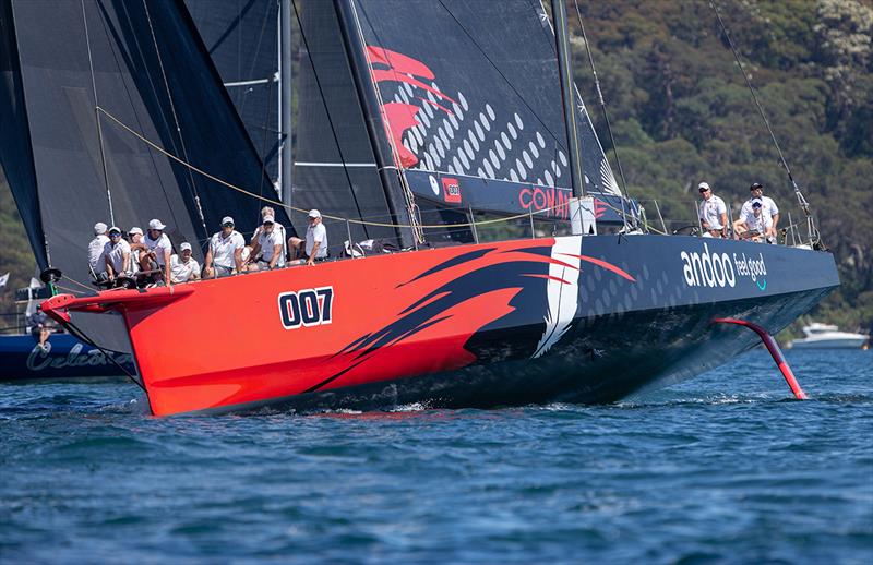 All at the front of the bus on andoo Comanche! - photo © Bow Caddy Media