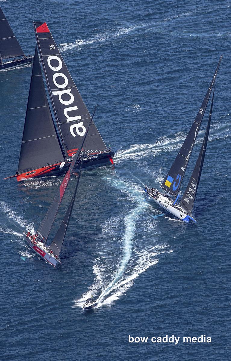 Battling it out down the Harbour at the start of the 2022 Sydney Hobart race - photo © Bow Caddy Media