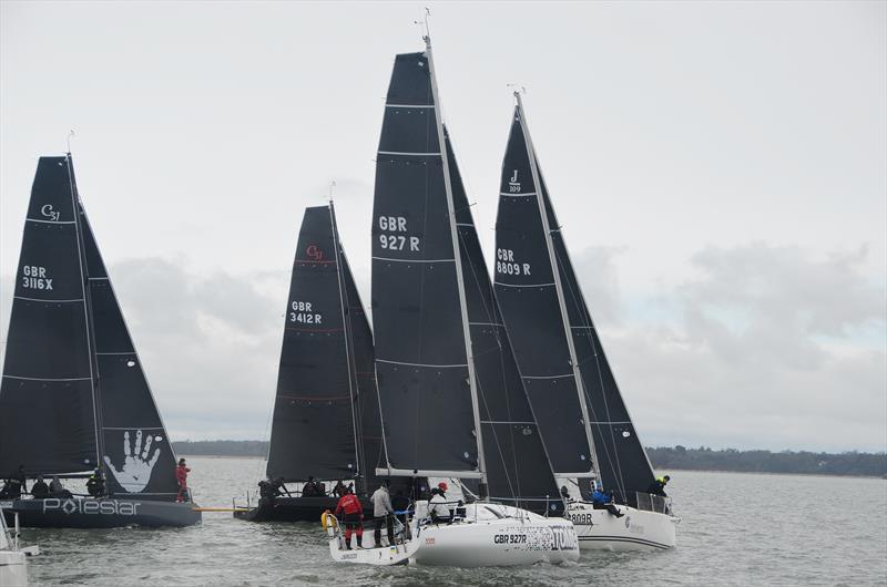 Mojo Risin (8809) leads off the start line on 2023 Warsash Spring Series Day 3 - photo © Peter Bateson