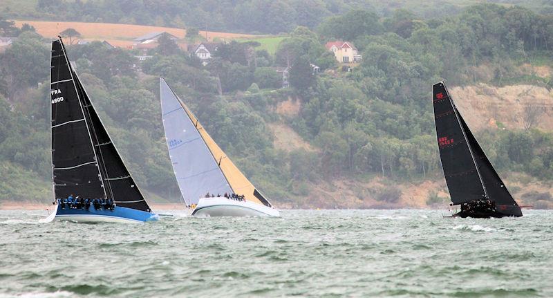 The 2023 Round the Island Race fleet pass through the Hurst narrows - photo © Sam Jardine