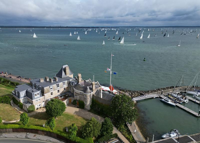 The 2023 Round the Island Race start photo copyright Ian Roman / www.ianroman.com taken at Island Sailing Club, Cowes and featuring the IRC class