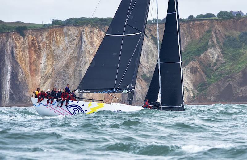 2023 Round the Island Race - photo © Tom Hicks / www.solentaction.com