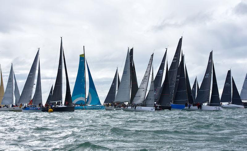 2023 Round the Island Race - photo © Tom Hicks / www.solentaction.com