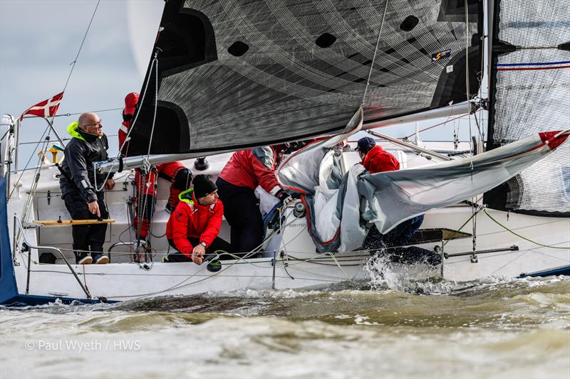 Dark horse - 42nd Hamble Winter Series - Week 5 - photo © Paul Wyeth / www.pwpictures.com