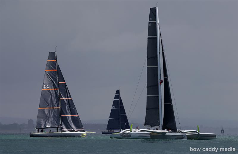 Coming to a standstill - photo © Bow Caddy Media