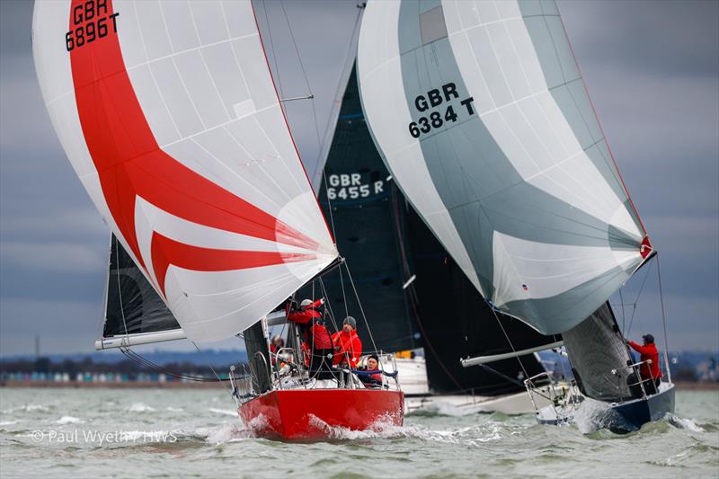 Eric the Red - Hamble Winter Series week 6 - photo © Paul Wyeth / www.pwpictures.com
