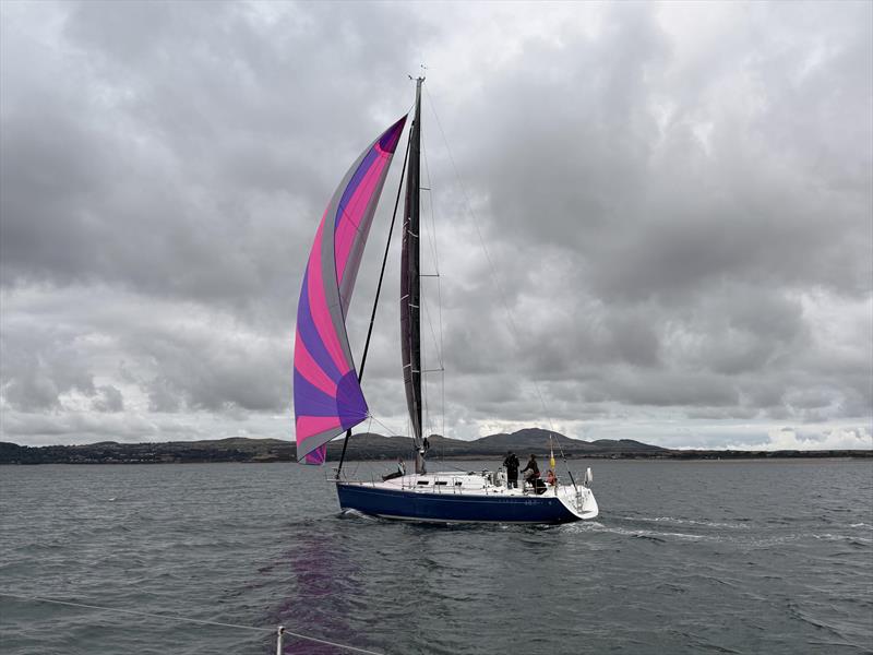 Crackajack in the lead with kite up in the Pwllheli Sailing Club Summer Series - photo © Victoria Cox