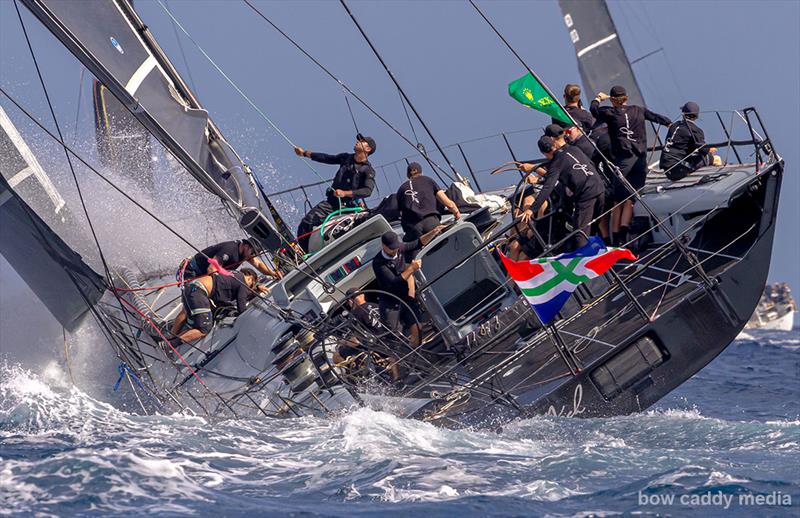 Black Jack 100 rüzgara karşı dönüyor - fotoğraf © Bow Caddy Media