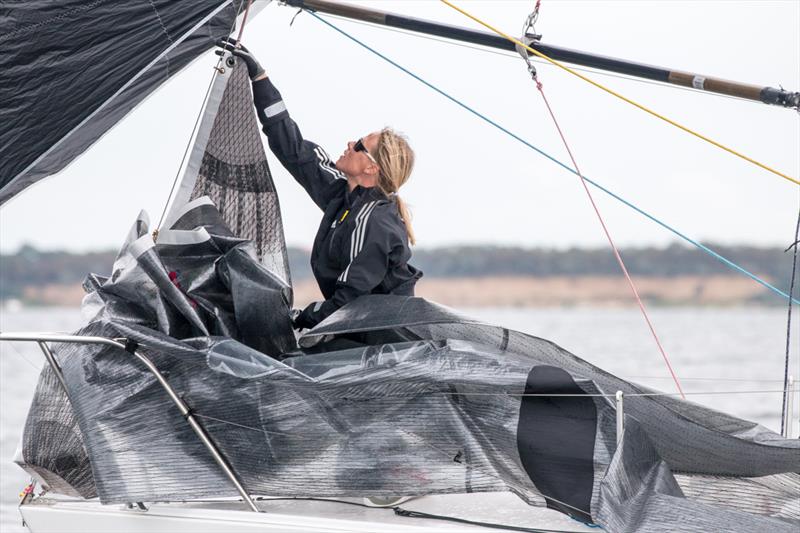 Marianne Schoke on bow on J/24 Worlds day 4 at Boltenhagen, Germany photo copyright Pepe Hartmann / J/24 worlds taken at Norddeutscher Regatta Verein and featuring the J/24 class