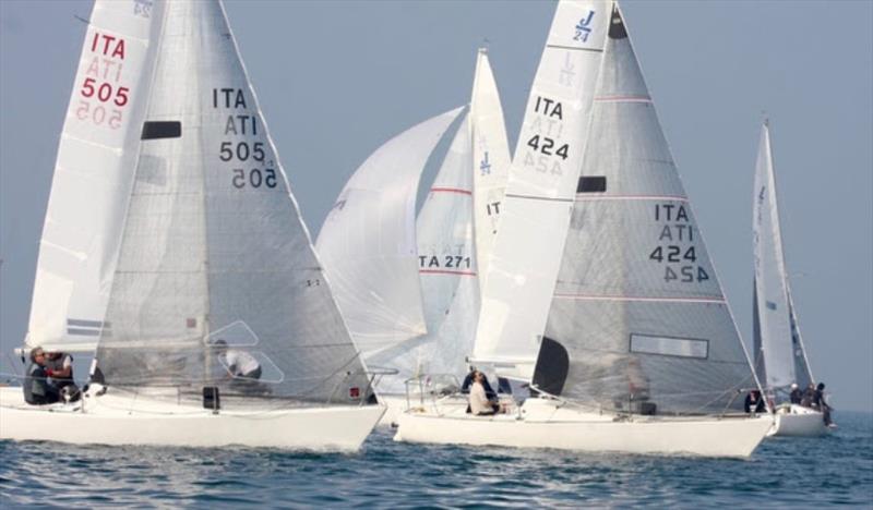 J/24 Verbano Championship photo copyright j24.it taken at Lega Navale Italiana and featuring the J/24 class