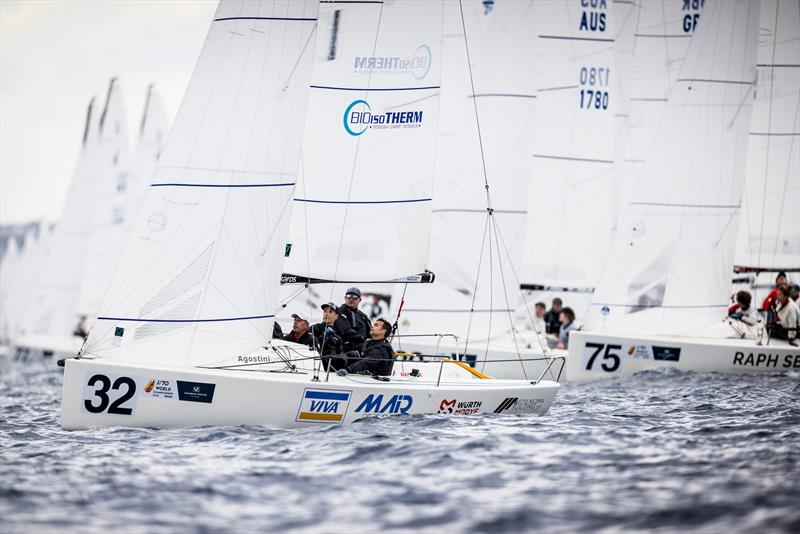 Racing on day 2 of the Sandberg Estates J/70 Worlds in Palma photo copyright SailingShots by María Muiña taken at Real Club Náutico de Palma and featuring the J70 class