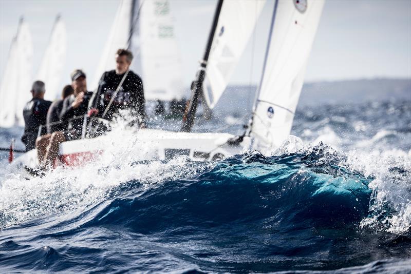 Racing on day 3 of the Sandberg Estates J/70 Worlds in Palma photo copyright SailingShots by María Muiña taken at Real Club Náutico de Palma and featuring the J70 class
