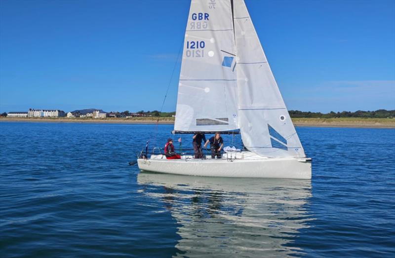 Mojito Bach - Pwllheli Autumn Challenge Series week 2 - photo © Nick Smith