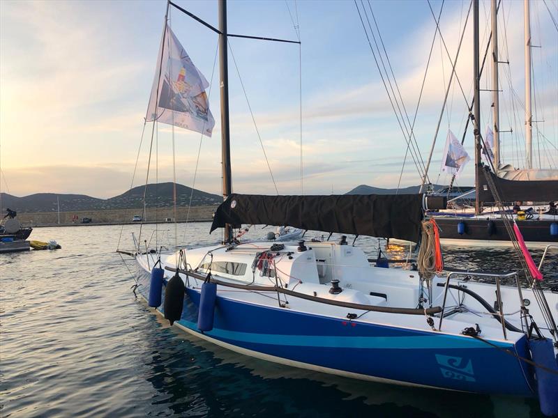 J 99 King Of Blue Victorious At Les Voiles De St Tropez