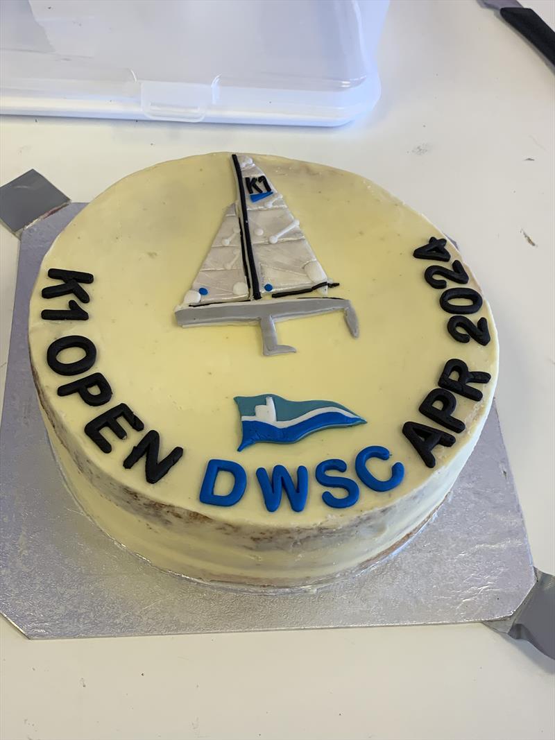 K1 Southern Area Championships - Datchet K1 cake - photo © Hilly King