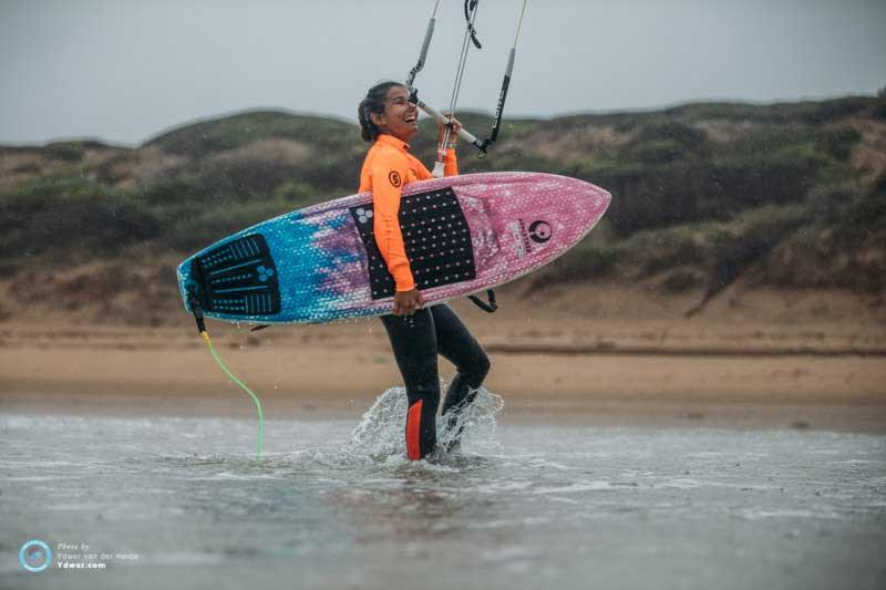 Charlotte – cheerfulness in the face of adversity - GKA Kite-Surf World Tour Torquay, Round 7, Day 2 - photo © Ydwer van der Heide