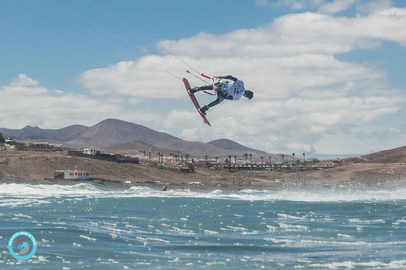 Tour leader Carlos Mario getting dialled in at Playa de Vargas - GKA Freestyle World Cup Gran Canaria - photo © Svetlana Romantsova