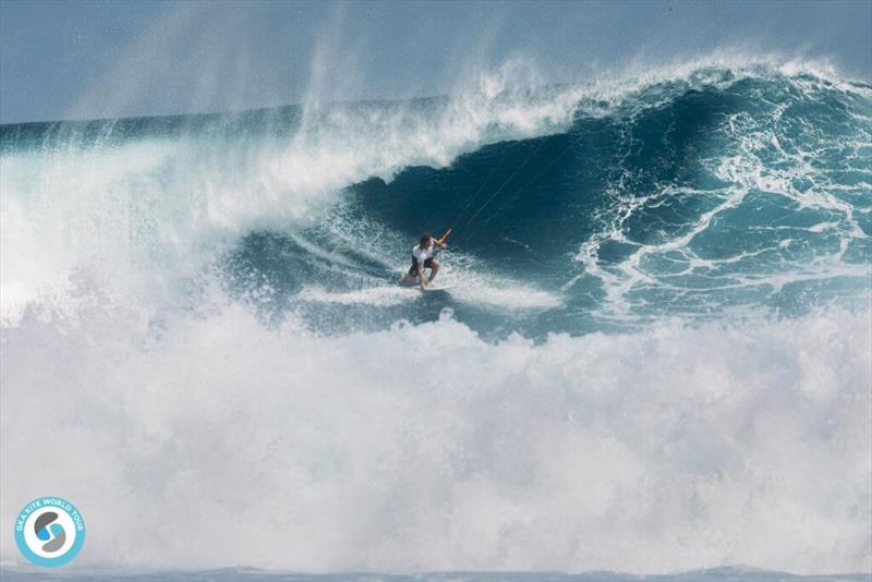 James Carew discovers a cave - 2019 GKA Kite World Cup Mauritius, Day 5 - photo © Ydwer van der Heide