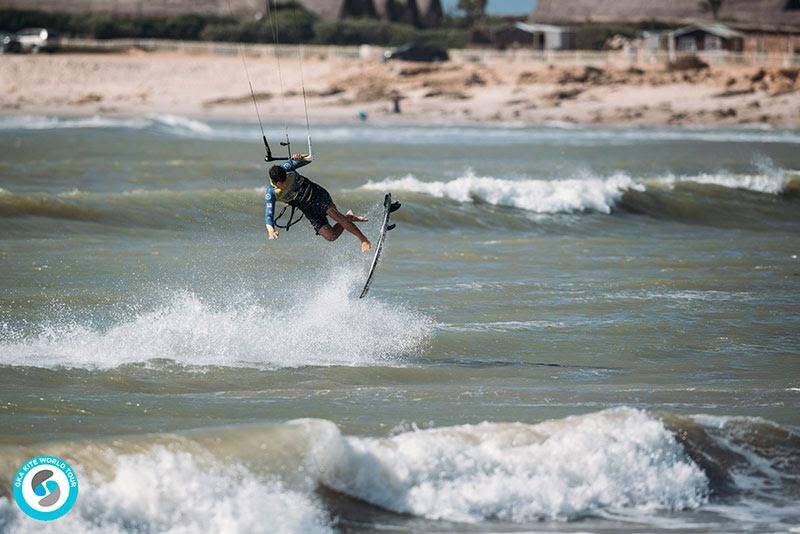 Keahi eventually landed a double shuvit, but it wasn't enough... - GKA Kite World Cup Dakhla, Day 10 - photo © Ydwer van der Heide