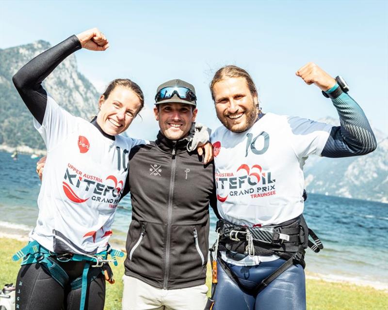 Leonie Meyer (left) and Florian Gruber (right) celebrate their 2nd place result with coach Phil Robertson - Formula Kite Mixed Team Relay European Championships, final day - photo © IKA / Alex Schwarz