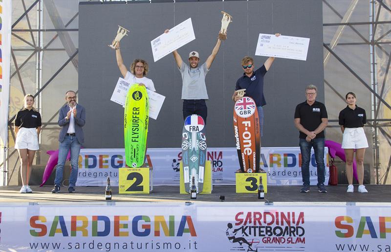  Il podio Open Uomini. Da sinistra: il Sindaco di Cagliari Paolo Truzzu, Theo De Ramecourt, il vincitore Axel Mazella, Connor Bainbridge e il Presidente di GLE Sport Gian Domenico Nieddu - Sardinia Grand Slam - photo © Tobu Group