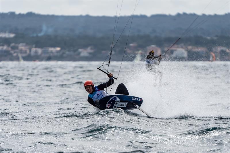 Scott Whitehead in the Formula Kite - Princess Sofia Trophy photo copyright Beau Outteridge taken at Real Club Náutico de Palma and featuring the Kiteboarding class