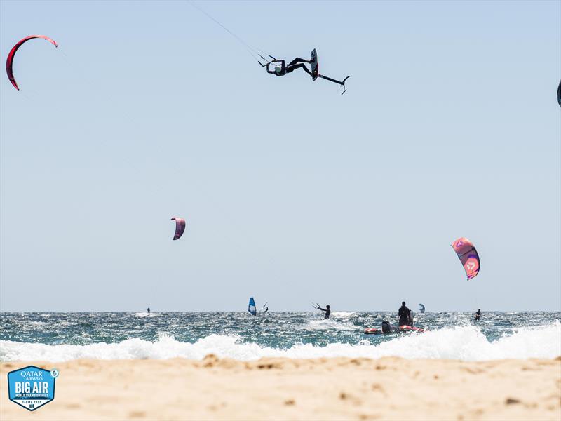 Jamie Overbeek sending his signature Doobie Loop - 2022 Qatar Airways GKA Big Air Hydrofoil World Championship - photo © Samuel Cardenas