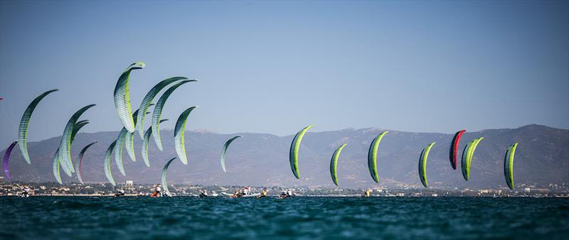 The group of port-tack starters (right) flying across the chasing pack - 2023 Kitefoil World Series - photo © IKA Media / Robert Hajduk