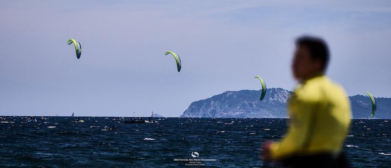 Max Maeder getting ready on the beach while the semi-finals conclude - 2024 Formula Kite World Championships - photo © IKA media/ Robert Hajduk