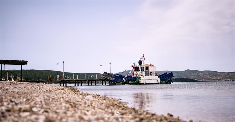 The trash barge, working overnight in calmer waters - photo © IKA Media / Robert Hajduk