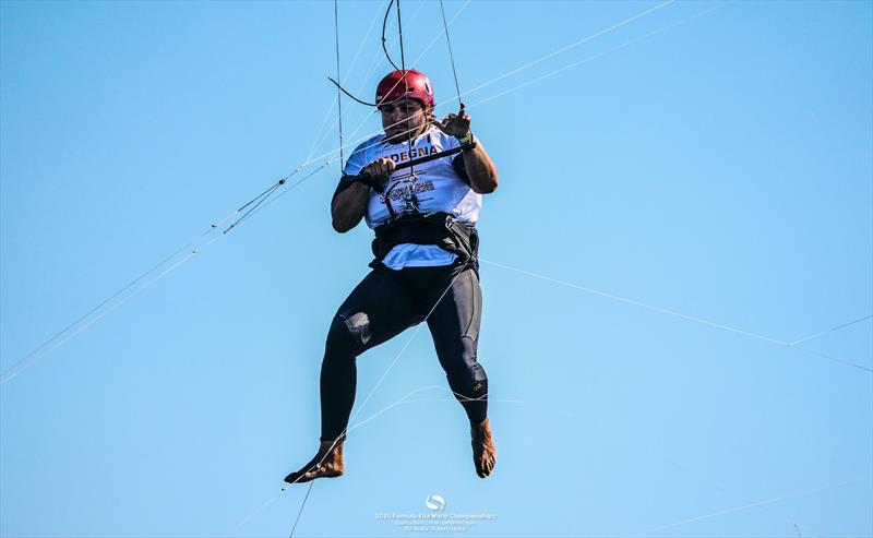Caught in a tangle - 2025 Formula Kite World Championships Quartu Sant'Elena - Day 2 - photo © IKA Media / Robert Hajduk