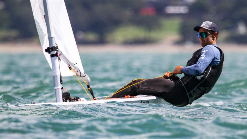 Tom Saunders - (ILCA 7) - Oceanbridge NZL Sailing Regatta - Day 4 - Takapuna BC February 20, 2022 photo copyright Richard Gladwell - Sail-World.com/nz taken at Takapuna Boating Club and featuring the ILCA 7 class